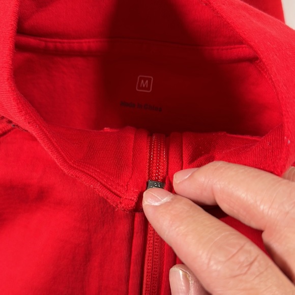 Apple Men’s Medium Mac Computers Genius Red Quarter Zip Pullover Sweatshirt - Picture 7 of 7